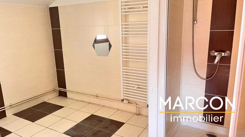 Maison - 94 m² - 5 pièces