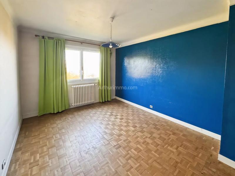 Maison - 260 m² - 10 pièces
