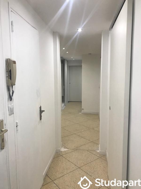 Chambre - 9 m² - 1 pièce