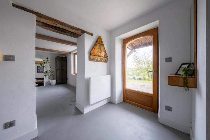 Maison - 202 m² - 6 pièces