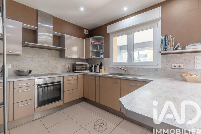 Maison - 152 m² - 6 pièces