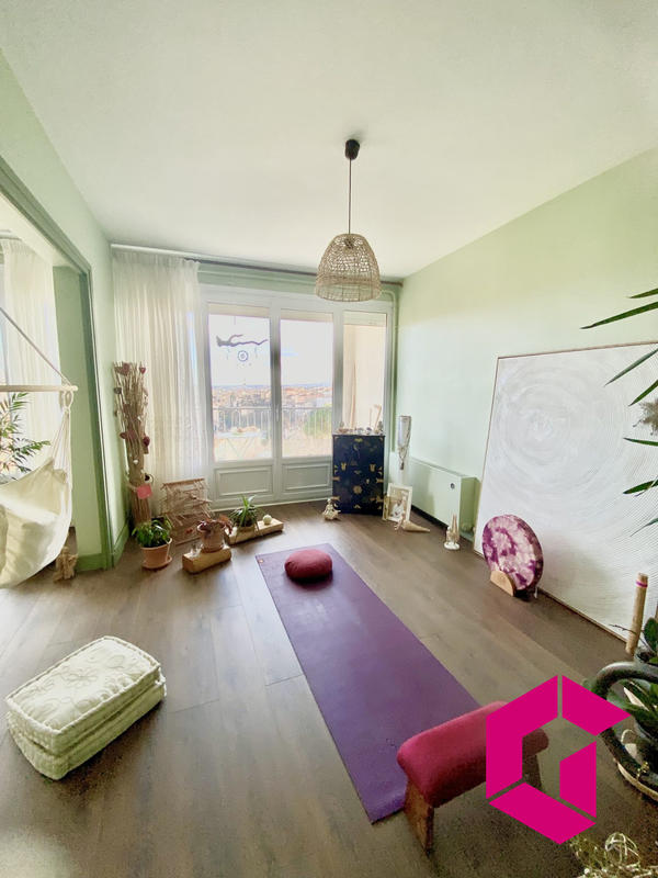 Appartement - 79 m² - 4 pièces