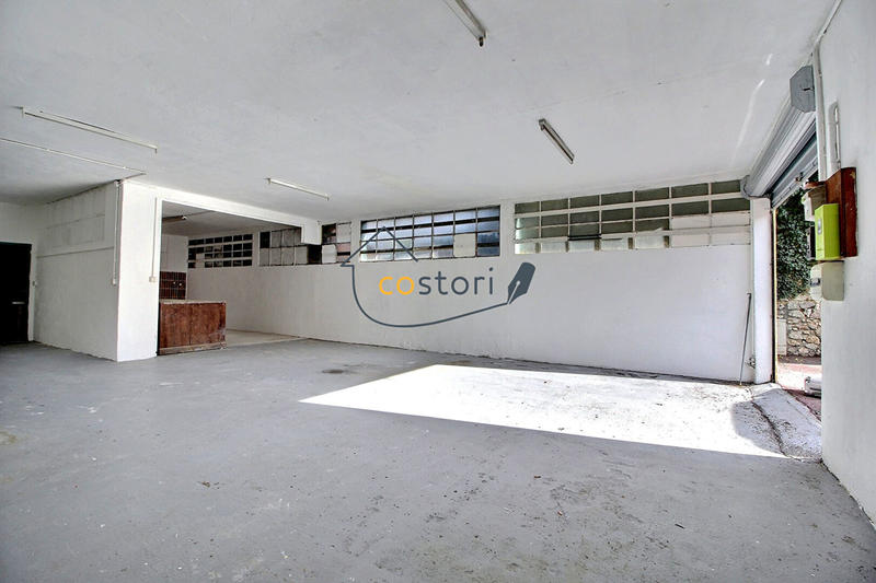 Local d'activité / Entrepôt - 108 m² - 1 pièce