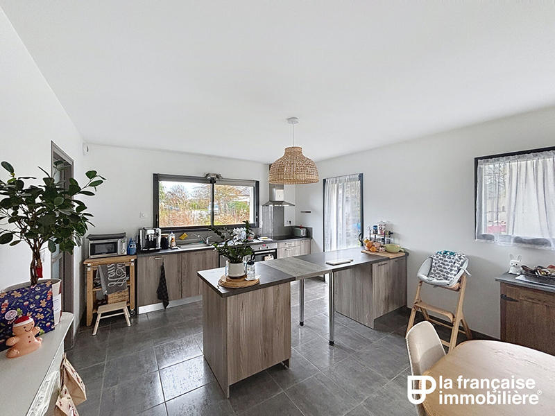 Maison - 141 m² - 5 pièces