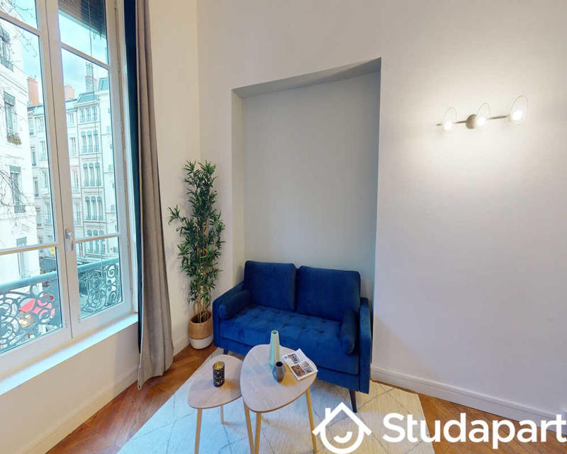 Chambre - 130 m² - 1 pièce