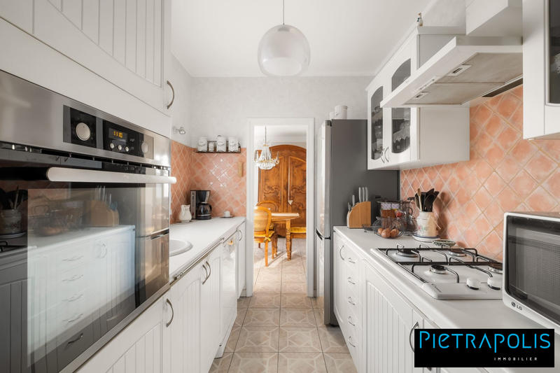 Appartement - 109 m² - 4 pièces