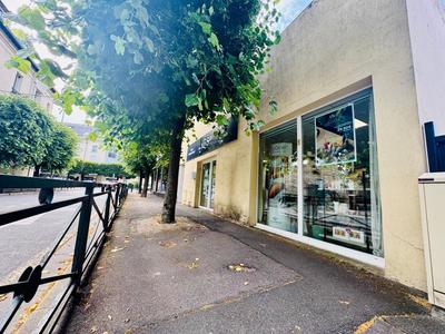 Local commercial - 70 m²