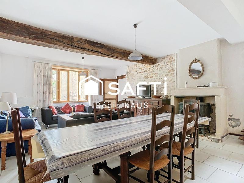 Maison - 296 m² - 12 pièces