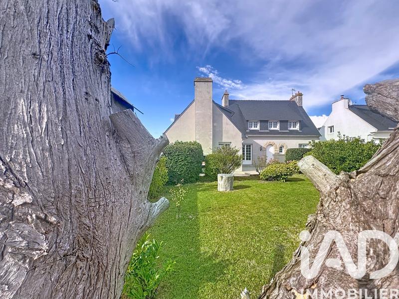 Maison - 139 m² - 8 pièces