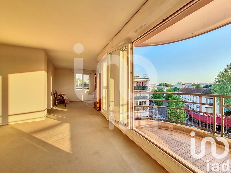 Appartement - 105 m² - 5 pièces