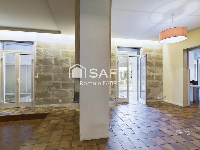 Maison - 304 m² - 7 pièces