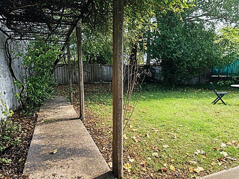 Propriété - 312 m² - 7 pièces