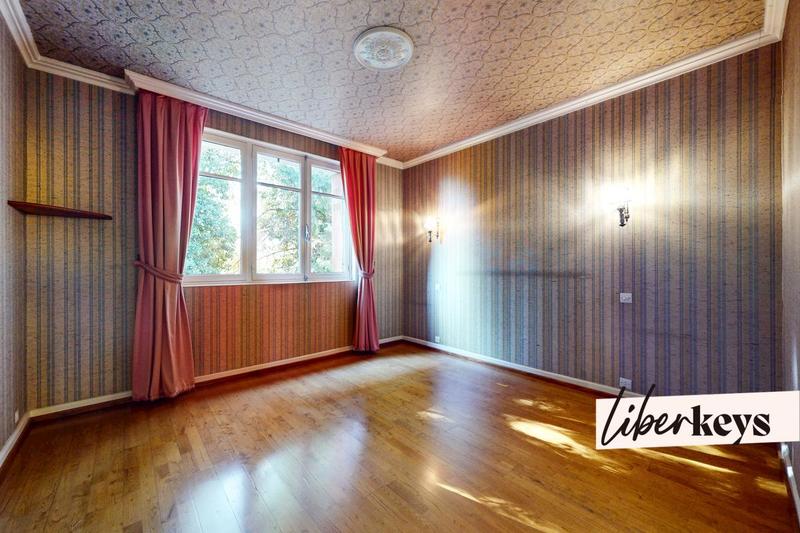 Maison - 90 m² - 6 pièces