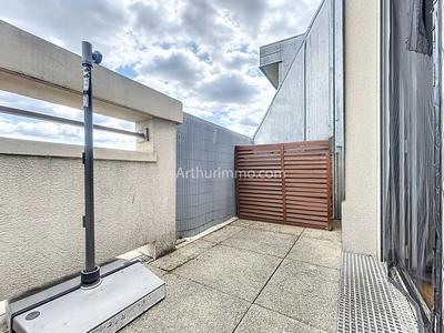 Appartement - 90 m² - 4 pièces