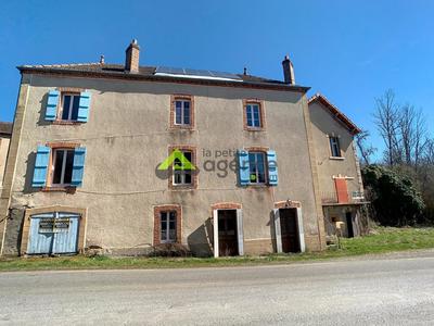 Maison - 297 m² - 12 pièces