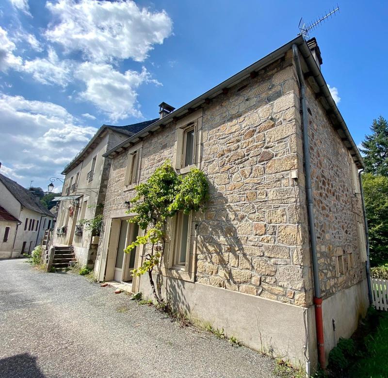 Maison ancienne - 104 m² - 5 pièces