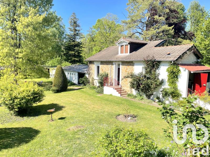 Maison - 200 m² - 9 pièces