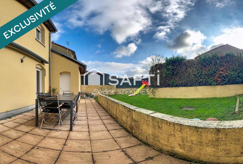 Maison de village - 102 m² - 6 pièces