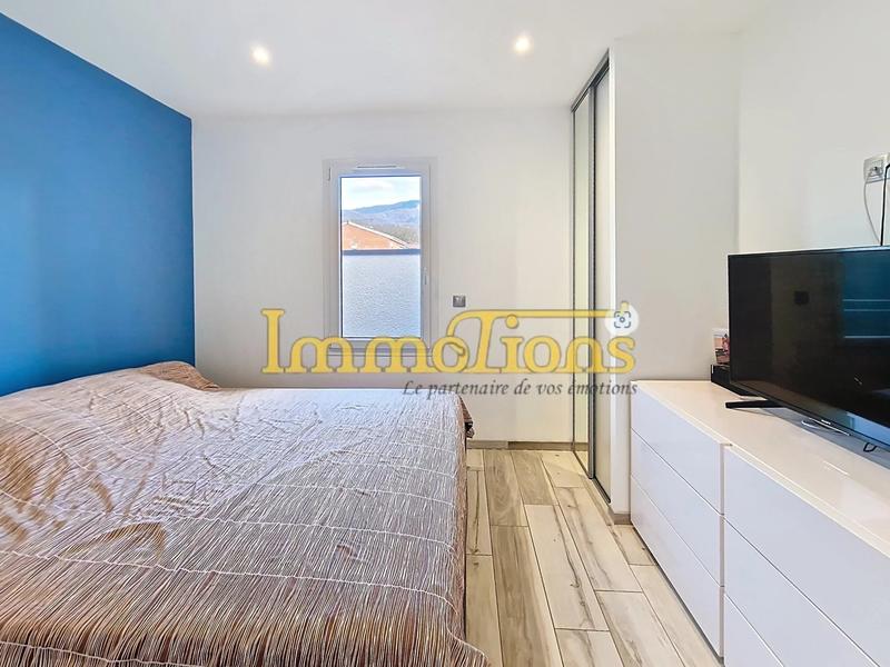 Maison - 115 m² - 6 pièces