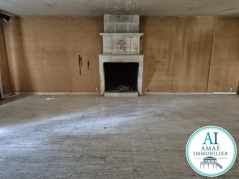 Maison - 450 m² - 22 pièces