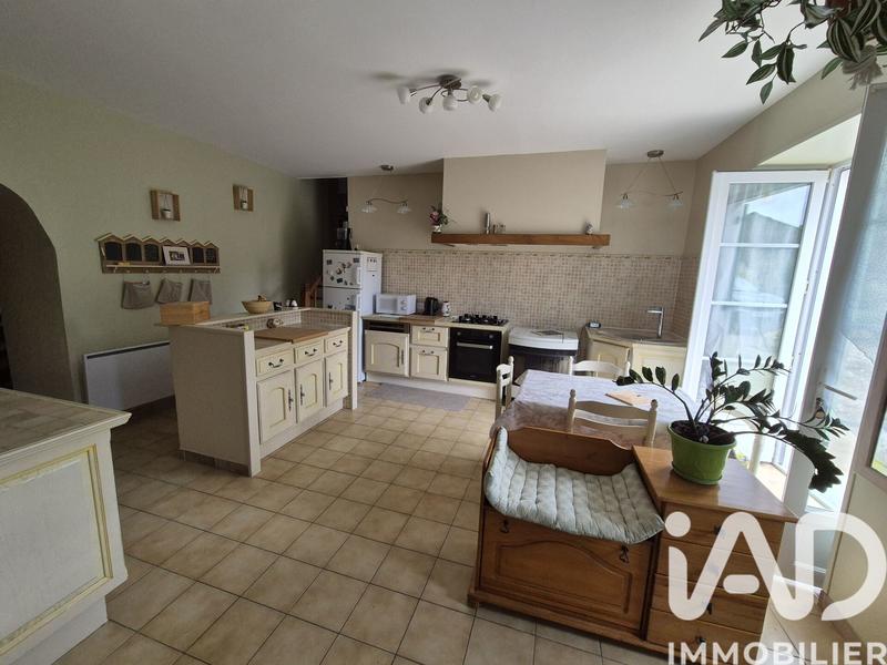 Maison - 190 m² - 7 pièces