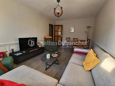 Appartement - 82 m² - 4 pièces