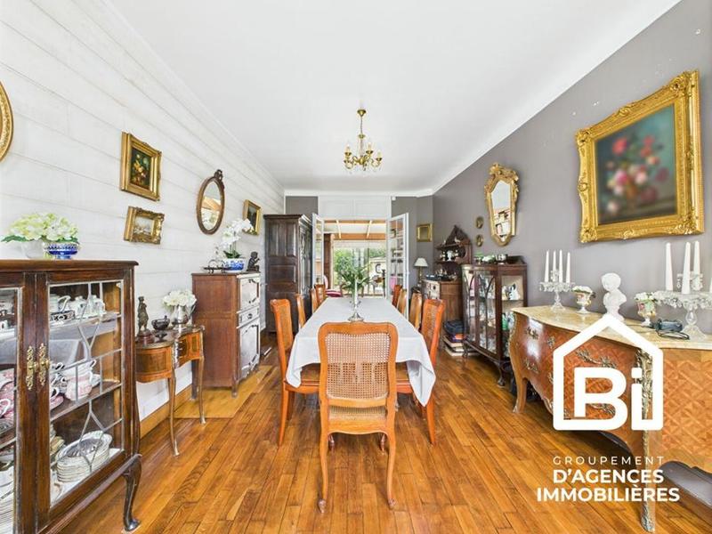 Maison ancienne - 189 m² - 7 pièces