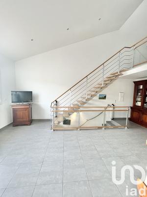 Maison - 80 m² - 5 pièces