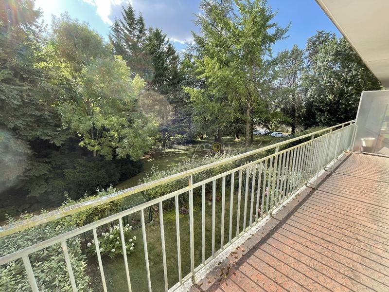 Appartement - 79 m² - 2 pièces