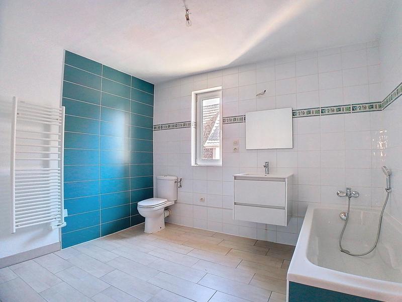 Maison - 185 m² - 7 pièces