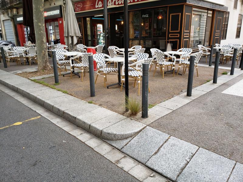 Fonds de commerce - 100 m²