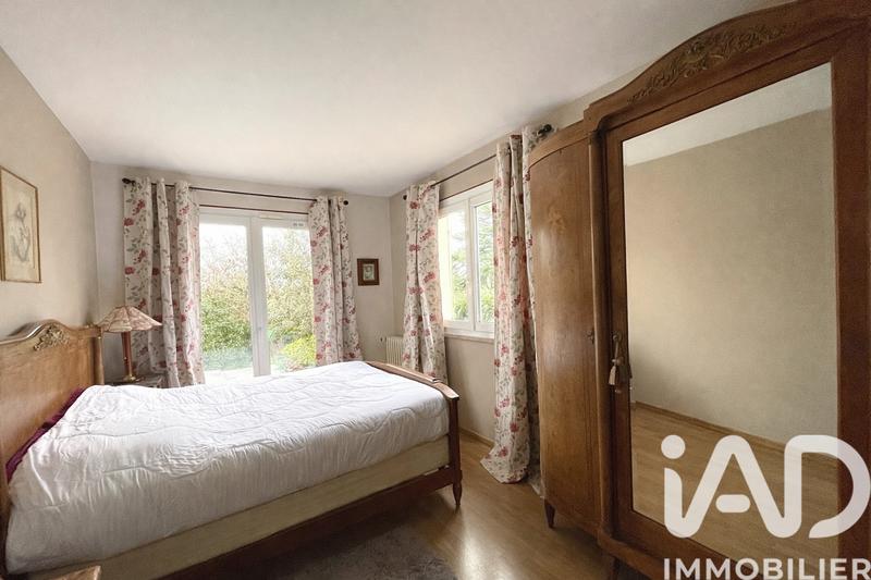 Maison - 228 m² - 7 pièces