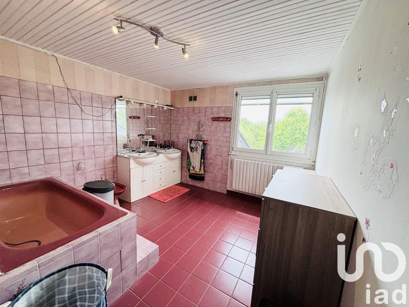 Maison - 210 m² - 7 pièces