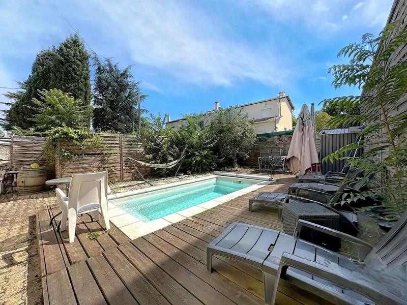 Maison - 157 m² - 7 pièces