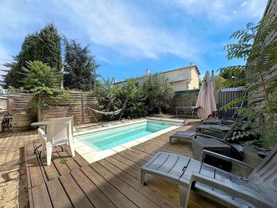 Maison - 157 m² - 7 pièces