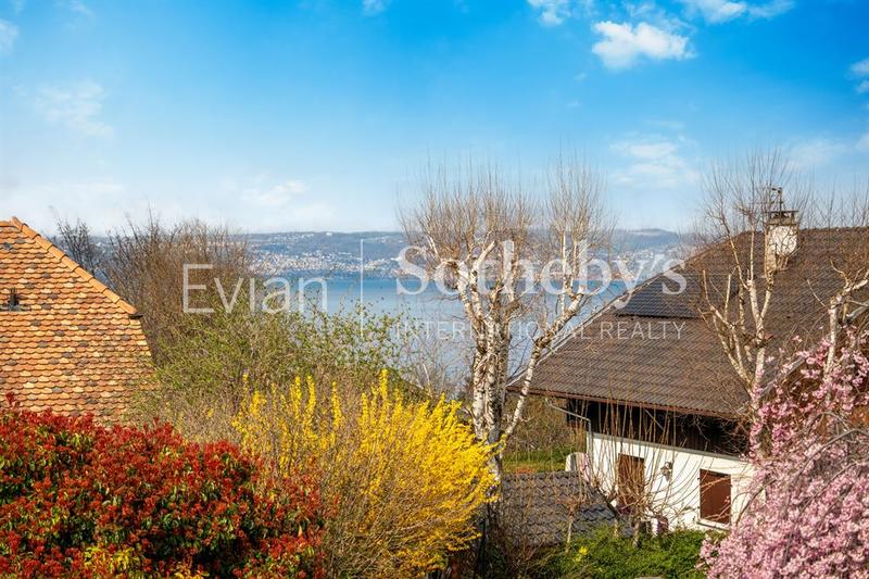 Maison - 189 m² - 8 pièces