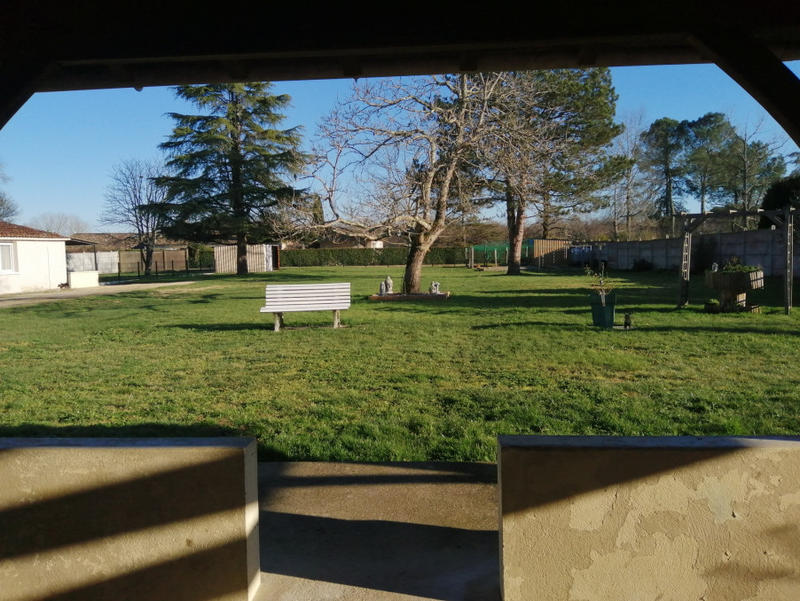 Maison - 280 m² - 9 pièces