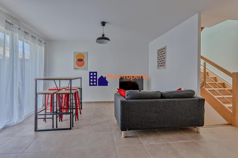 Maison - 83 m² - 4 pièces