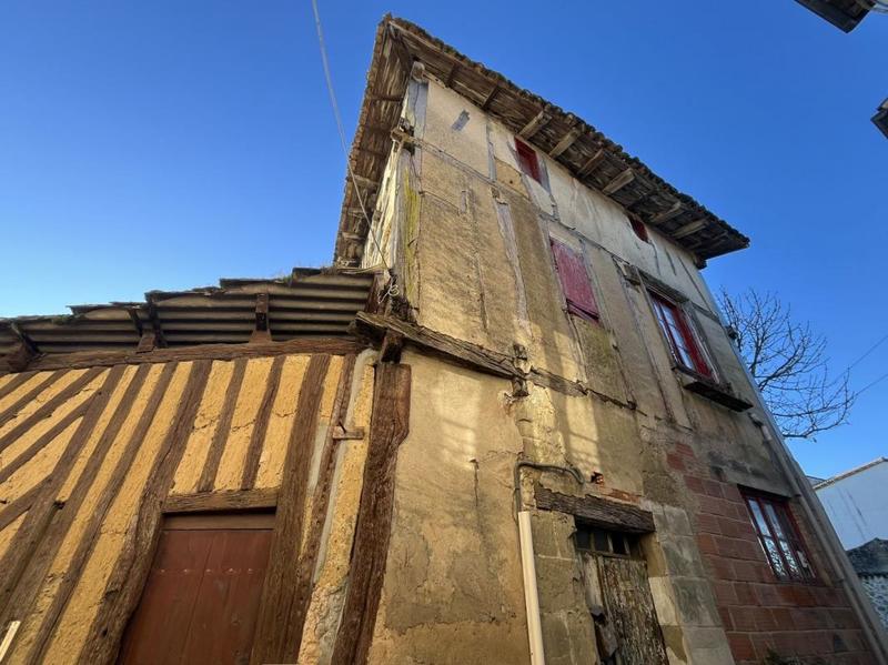 Maison de village - 110 m² - 3 pièces