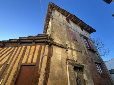 Maison de village - 110 m² - 3 pièces