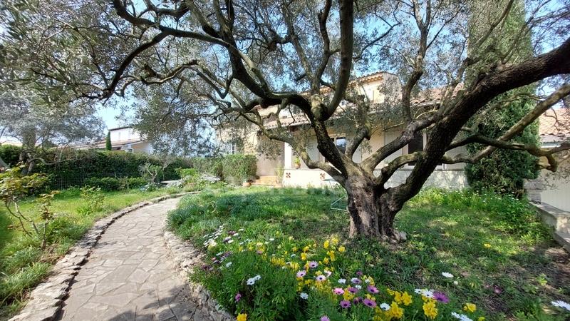 Maison - 154 m² - 5 pièces