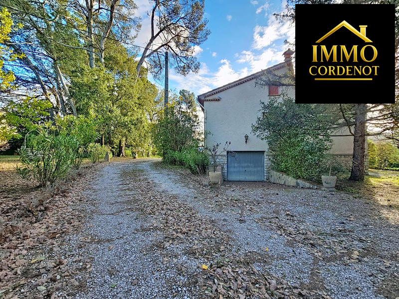 Villa - 130 m² - 5 pièces