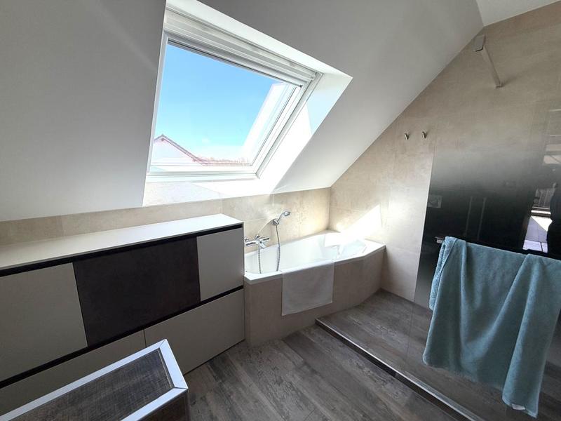 Villa - 130 m² - 6 pièces