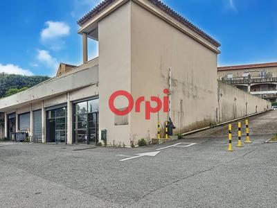 Local commercial - 418 m²