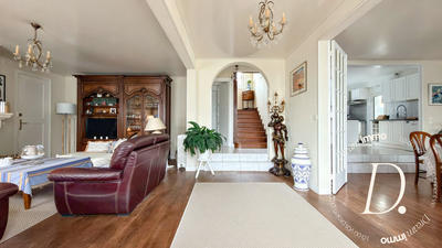 Maison - 179 m² - 4 pièces