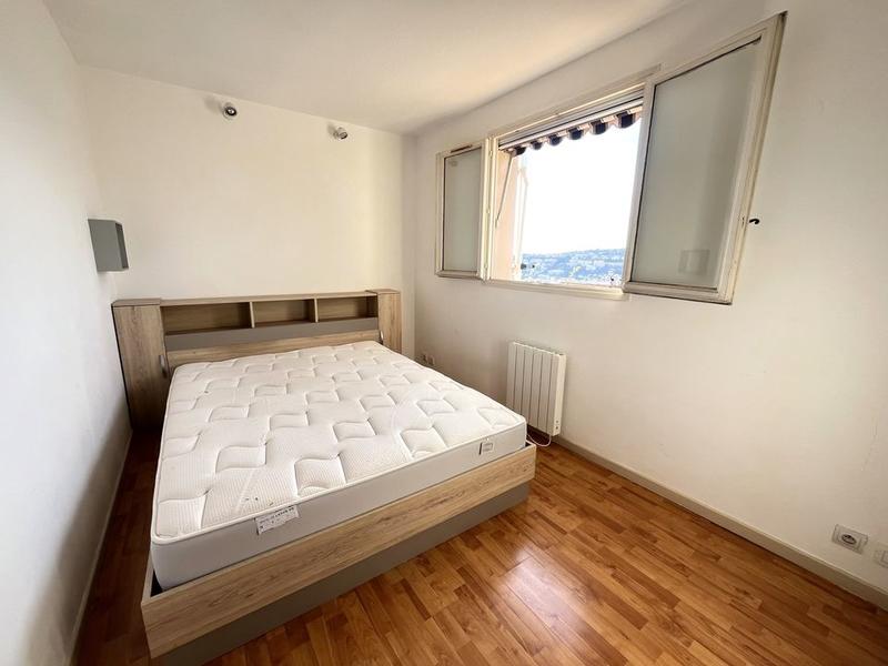 Maison jumelée - 72 m² - 4 pièces