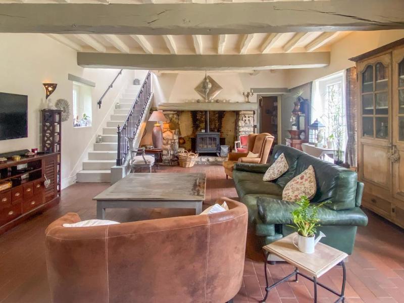 Propriété - 355 m² - 14 pièces