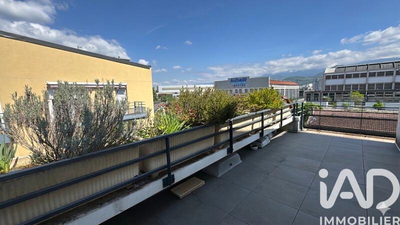 Duplex - 110 m² - 5 pièces