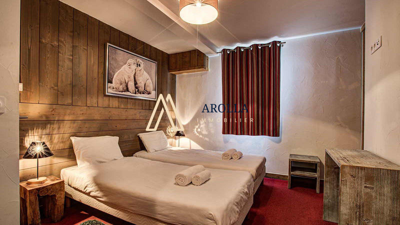 Immeuble - 1 070 m²