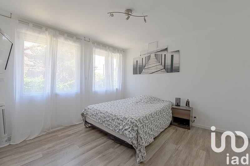 Maison - 171 m² - 9 pièces